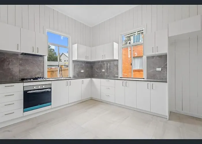 Central Woolloongabba B&B